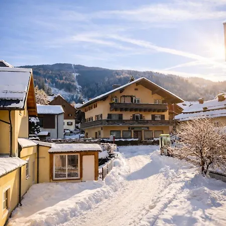 Sunny Alpine - Balcony & Mountain View *